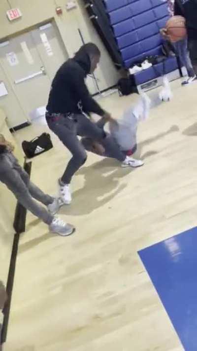 Got into my first fight did I win(I’m in the gray)