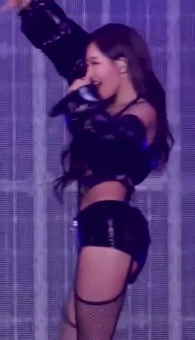 KISS OF LIFE - JULIE 