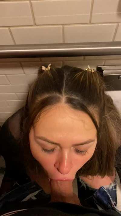 Sucking dick on the first date