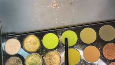 Cuz if it ain’t Green.. Smokey Green Cut Crease for Hoodies.