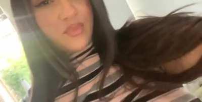 I don’t like wearing a bra 🥰