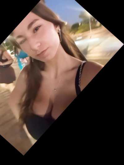 Bounce when she walks