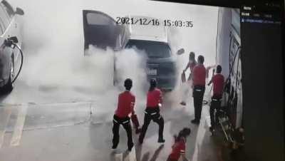 Least reactive Chinese extinguisher army