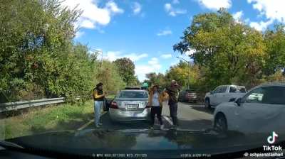 Insurance fraud attempt in Queens NY by these clowns 🤡 