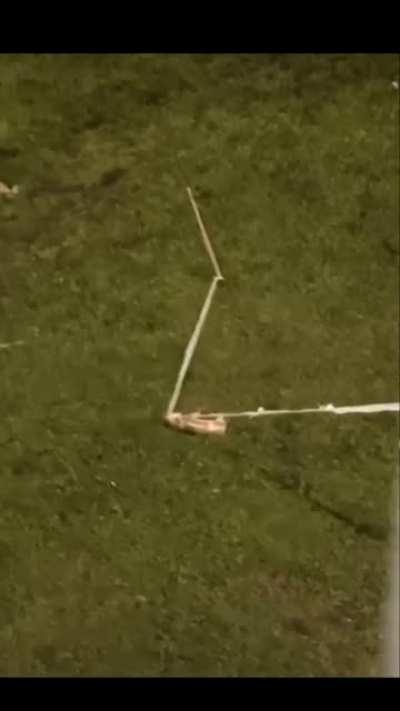 Prisoner shows how some things get into prison: