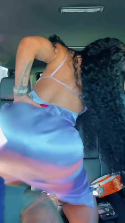 In that what it's 🍑🍑