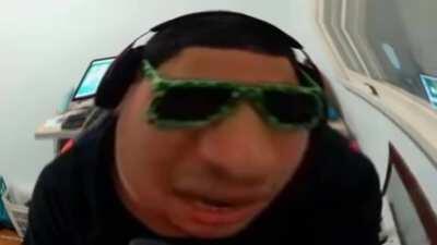 ayel cabeça de sofa?