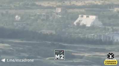 On the outskirts of Bakhmut, The russians have placed nets across roads. According to the plan, the nets are supposed to catch the drones