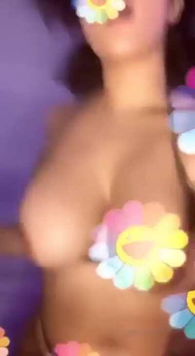 Ngl she looking madddd good 🌙