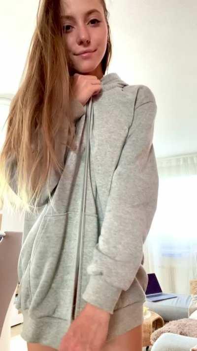 Dadies who appreciate small strip girls are my favorite