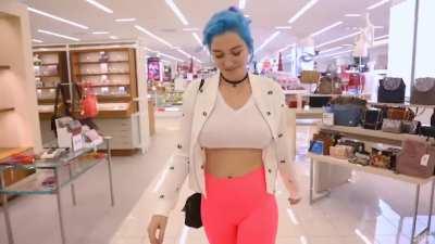 Blue Is The Warmest Colour