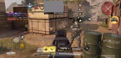 Can't kill this player for some reason. Game doesn't detect them as enemies, even tho they can kill me. It's not dsync, because I could kill all the other players.