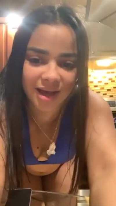 Rosairis y su hermoso culo 🍑🔥