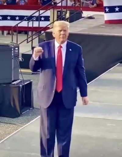 Trump dancing hilariously
