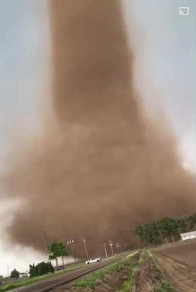 Eating out for the first time since covid and got this video from a friend 15miles away.