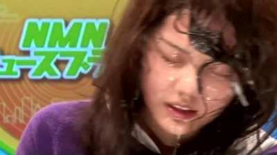 Japanese News reporter is glazed and confused after her Bukkake