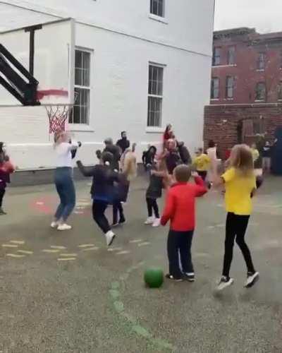 She shoots, she scores