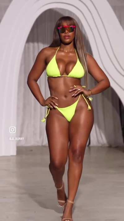 Bunny Bowden (@jl.bunny) 