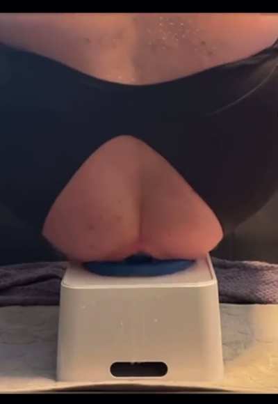 Pure ass stretching joy.