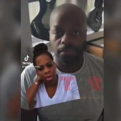 Strong black queen destroys a brothas dreads for clout. As a man with dreads. She is lucky. I'd have lost control and only God knows what would have happened. This is what we have to deal with