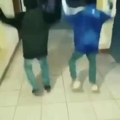 Yo i think these young vamps🧛‍♂️ are off the grid 😦🚫📉