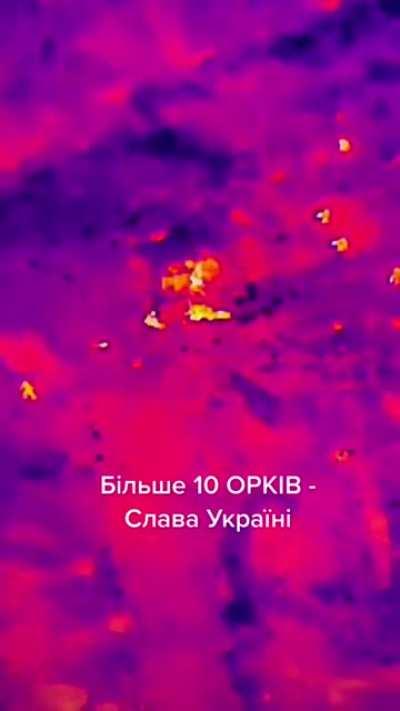 Ukrainian forces assaulting a Russian dugout, reportedly killing 10 Russian soldiers (the video is a live feed from a drone team that is directing the Ukrainian squad on the ground)