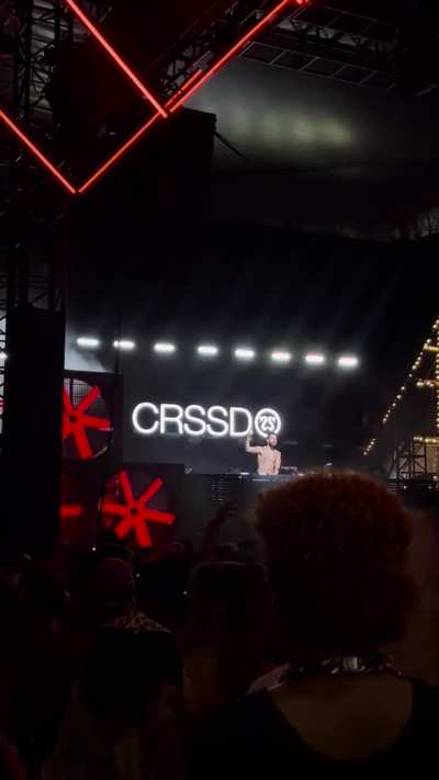 Can someone ID this song i know it’s a short video but im losing my mind