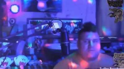 Wait a minute - Farid Bang ft Rainer Winkler (Pazifistenlord)