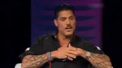 Yo, explicándole al banco porque me tiene que dar otro crédito