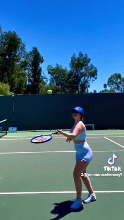 Her curves are mesmerizing, So effing GORGEOUS!!!!