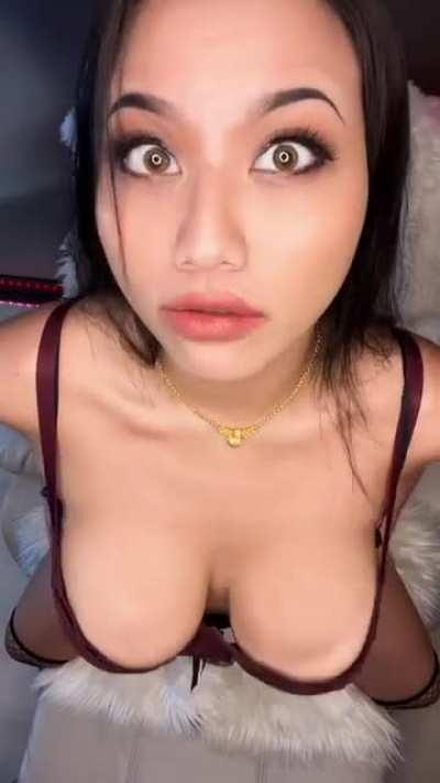 where you cumming face or tits?