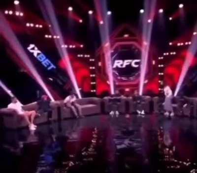 Doesn’t appear to be anything wrong with her teeth