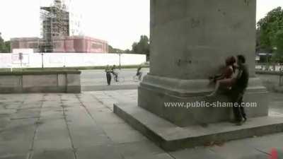 How This Woman Enjoys Sex In The Central Plaza