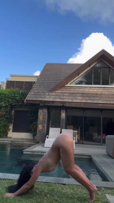 how my 5ft 100lb tiny body looks around the house 🥰