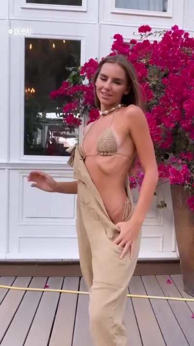 What cute outfit Gali weared 🟤🐻