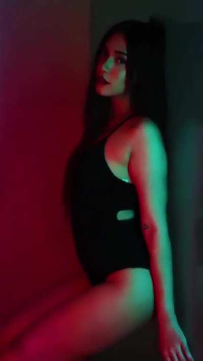 Splitsvilla Girl Hot ASS in Monokini 👙😘😍