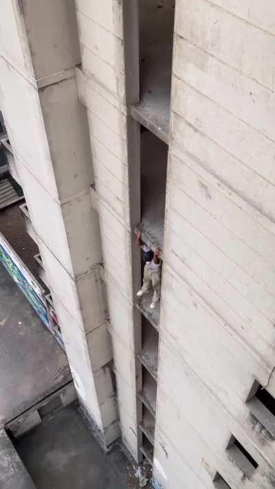 The interesting way to get down quickly and efficiently