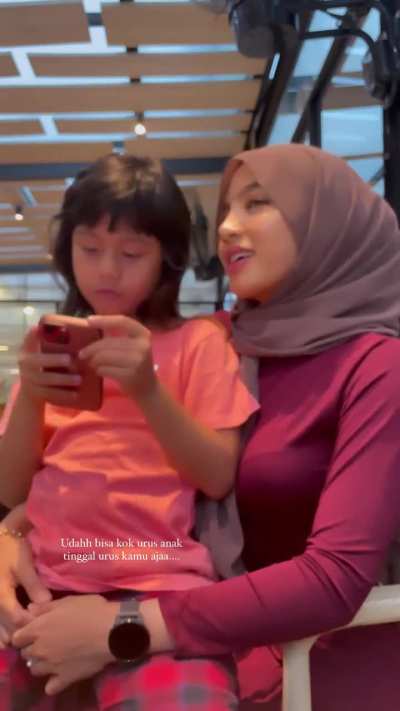 I dont mind having this view all day oklinfia