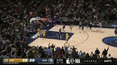 [Highlight] KAT throws down the putback slam after LeBron dies on a screen