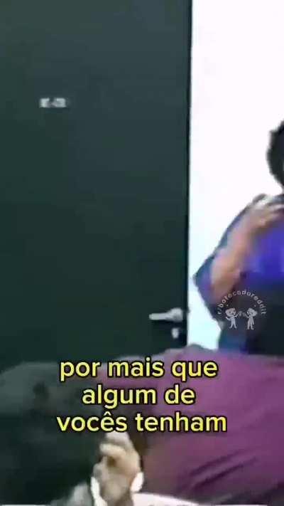 Continuem finjindo que não se importam, e sejam engolidos por ela 