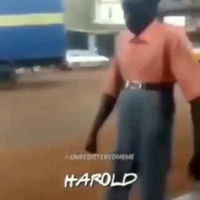 Eu chegando no churras dos subs 😎🤝