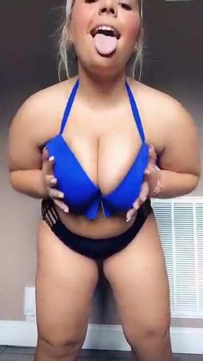 Good morning loves, how do I look?