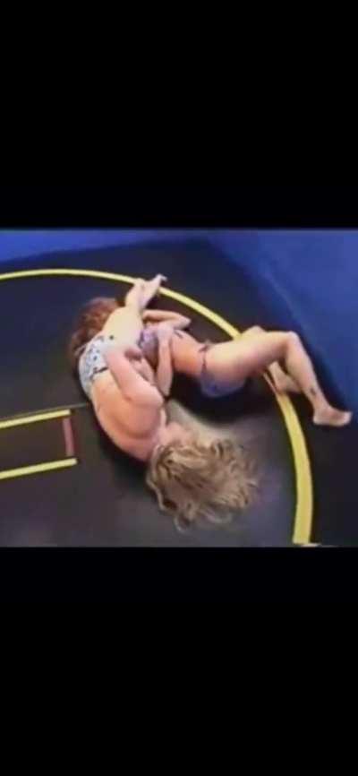 le seul headscissor ko que vous verrais ! the only headscissor ko FvF that you will see