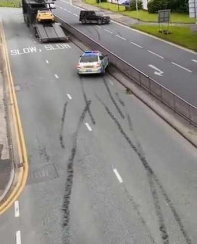 When the enemy leaps over a wall but you play an older champion with no mobility skills