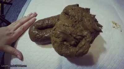 LoveRachelle2 - Push ‘Em Out [GIF]