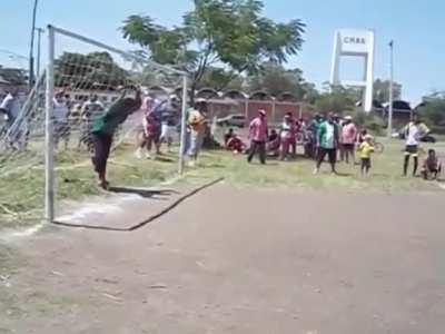 ALL RULES EXPLAINED - Read before posting or commenting.