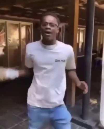 Watch 'till the end, please. I beg you