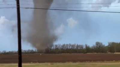 shocking tornado moving over kansas