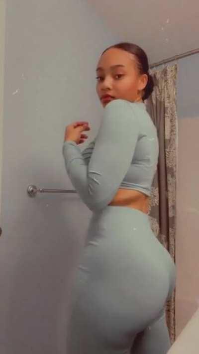 therealprettyauttyy - Video #5852