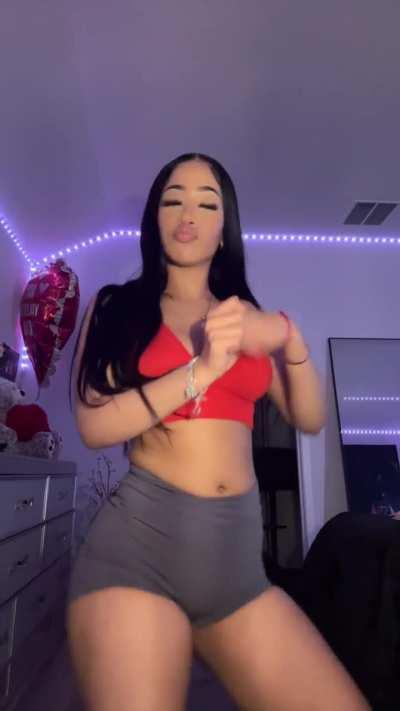 she so fine 😍😍